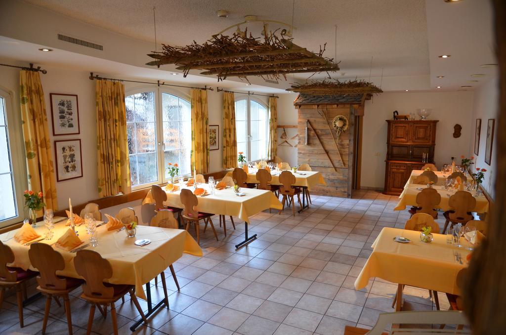 Hotel Arkanum Salgesch Eksteriør bilde