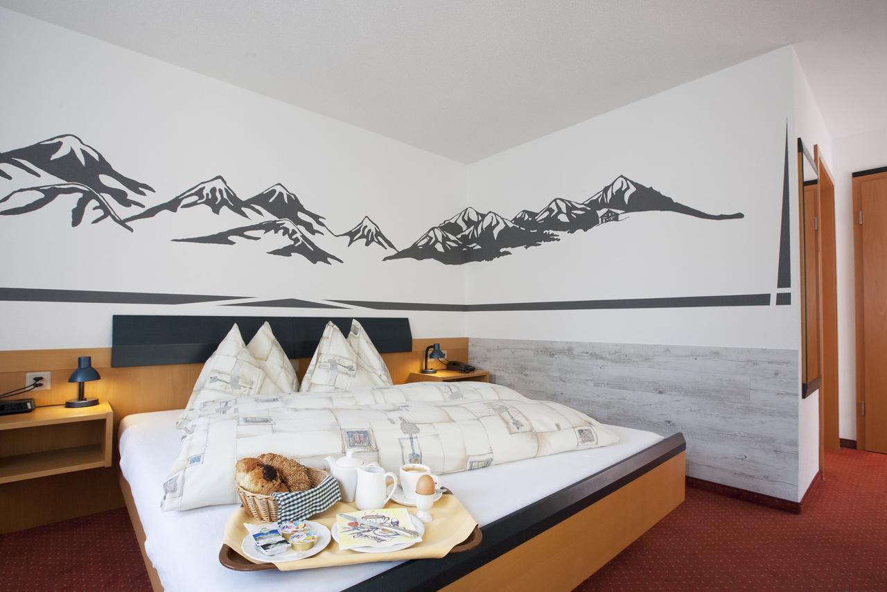 Hotel Arkanum Salgesch Eksteriør bilde