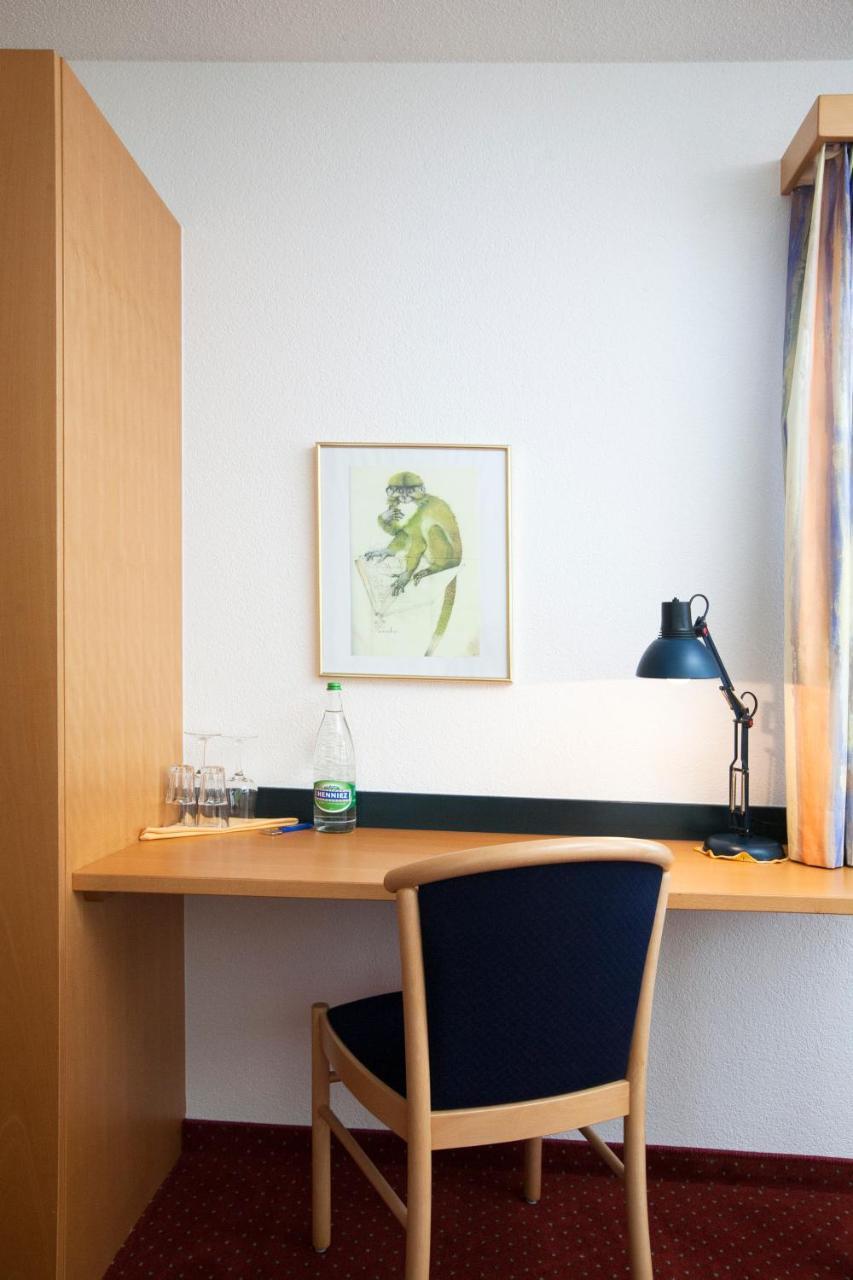 Hotel Arkanum Salgesch Eksteriør bilde